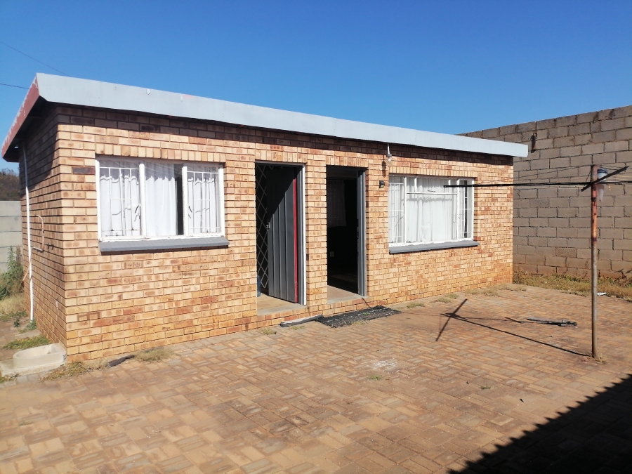 2 Bedroom Property for Sale in Randlespark North West